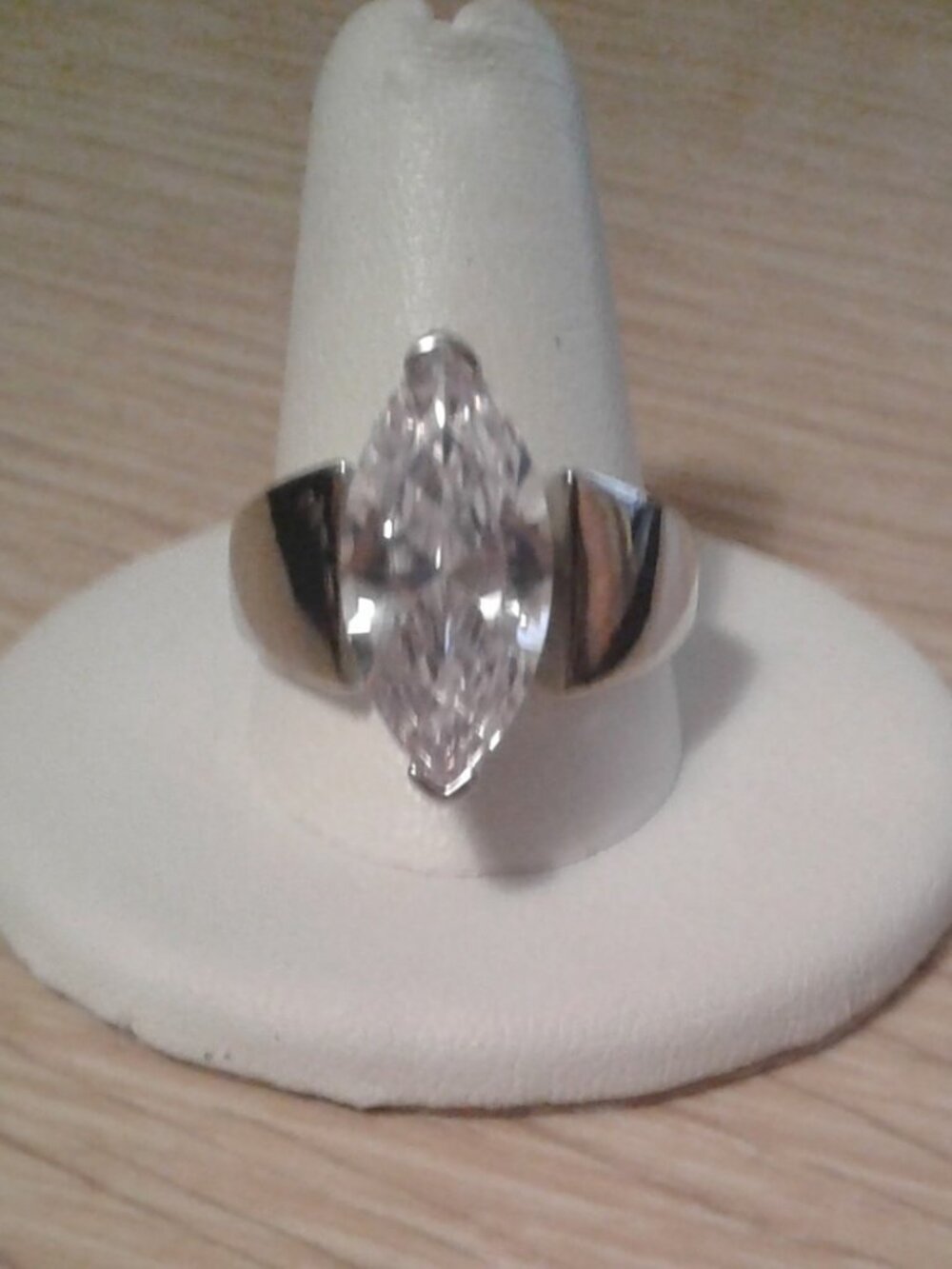 BCO199 Bella Luce Solitaire CZ Cocktail Ring 8.65ctw. Size 10 NWOT